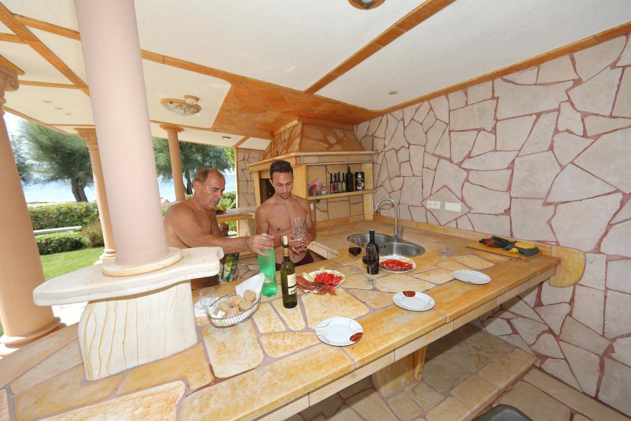 Villa Palma Sukošan Екстериор снимка