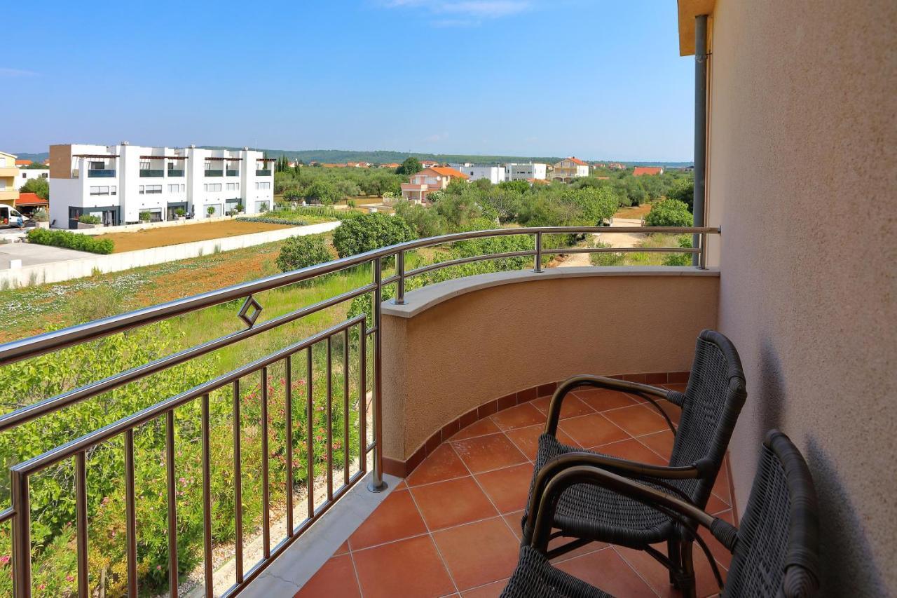 Villa Palma Sukošan Екстериор снимка