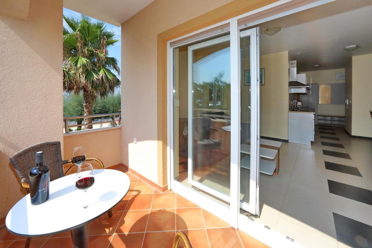 Villa Palma Sukošan Екстериор снимка