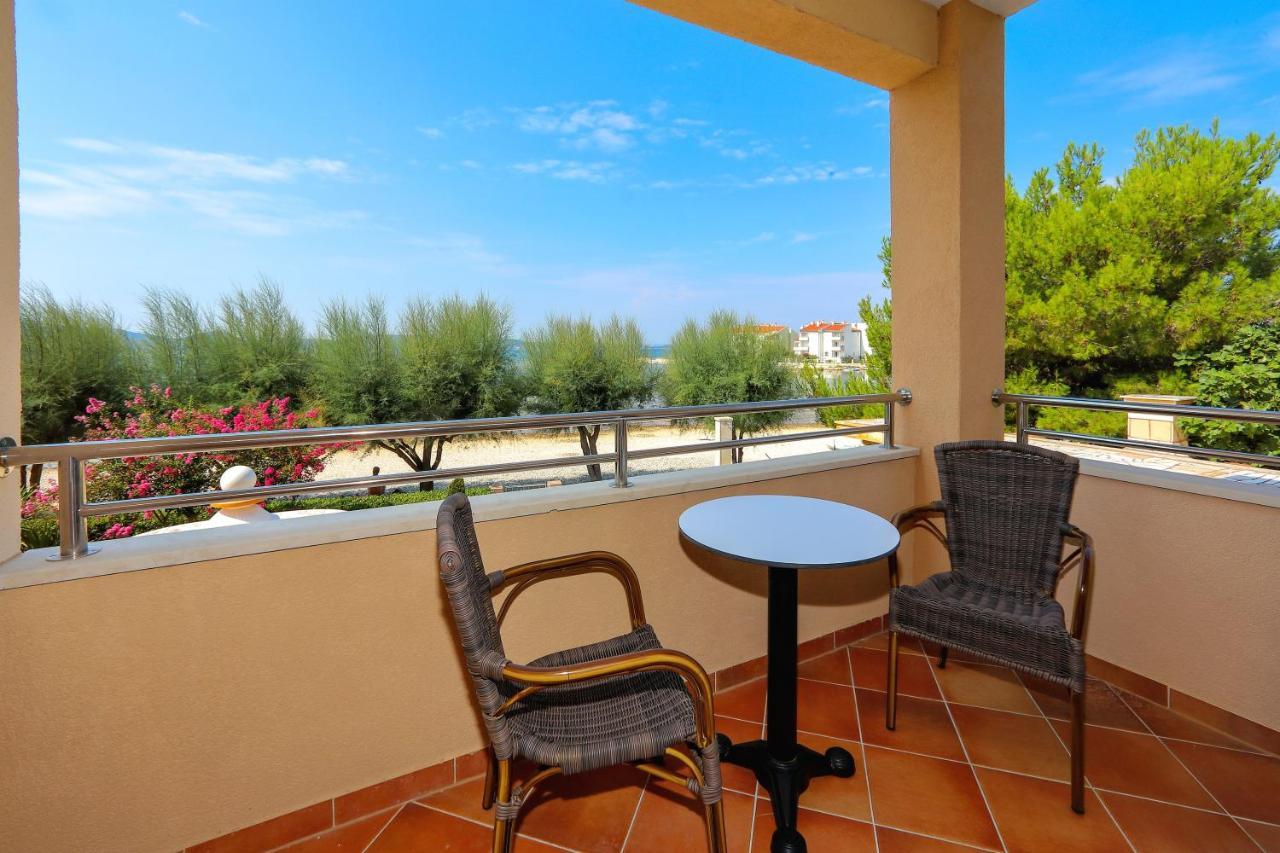 Villa Palma Sukošan Екстериор снимка